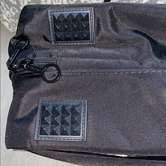 MAC Cosmetics travel case - Picture 8 of 10